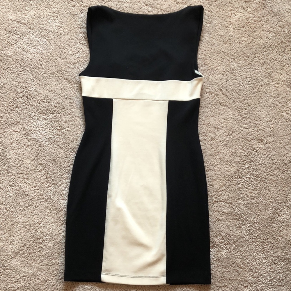 Mini Color Block Dress - Picture 5 of 6